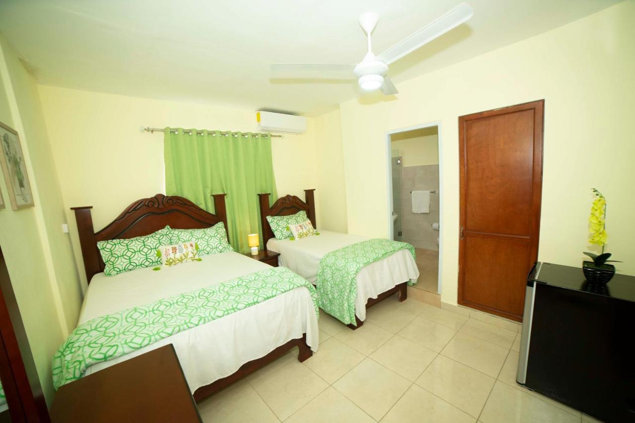 Hotel Enrique I Gazcue, Bed And Breakfast Santo Domingo Kültér fotó