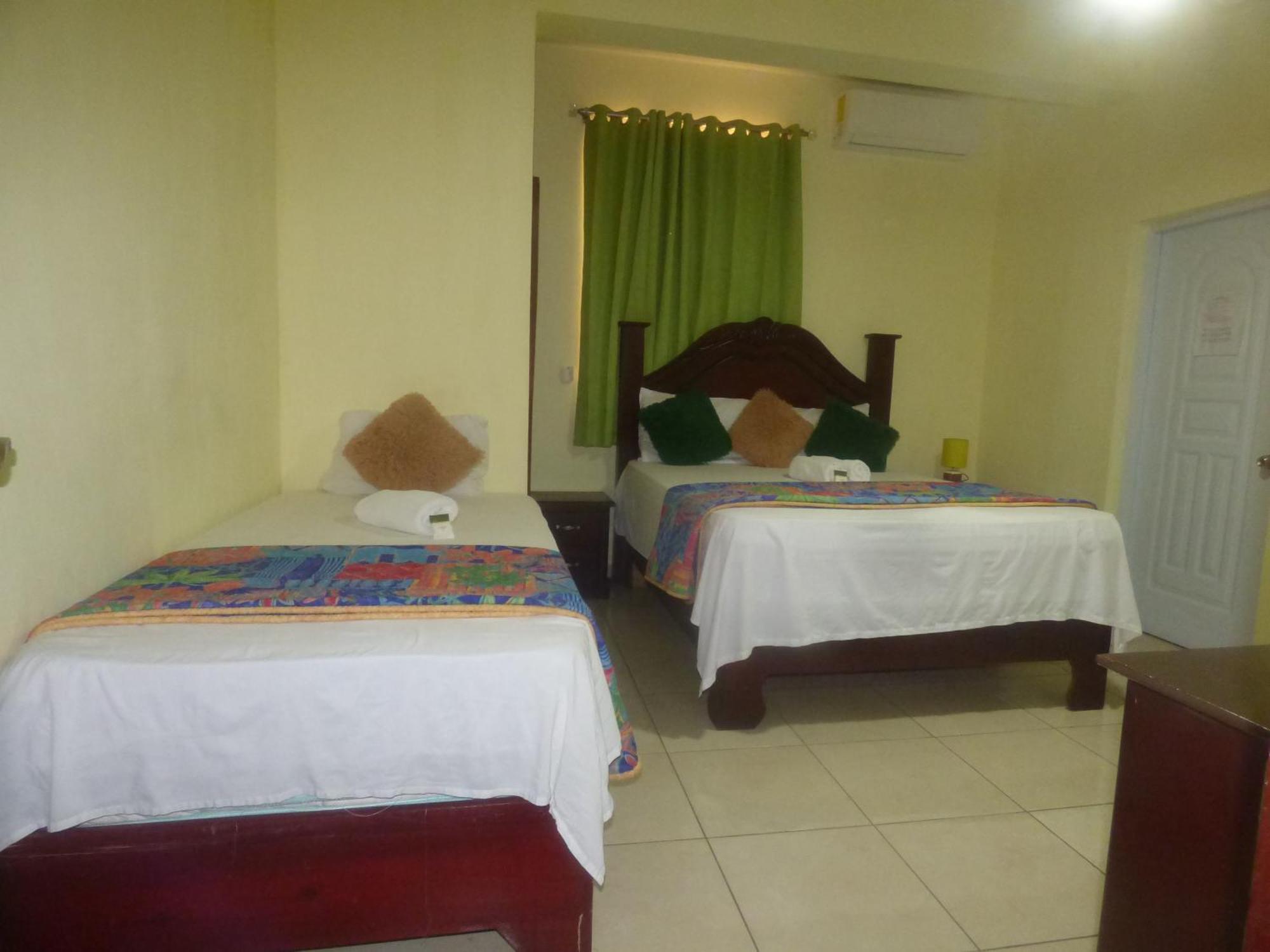 Hotel Enrique I Gazcue, Bed And Breakfast Santo Domingo Kültér fotó