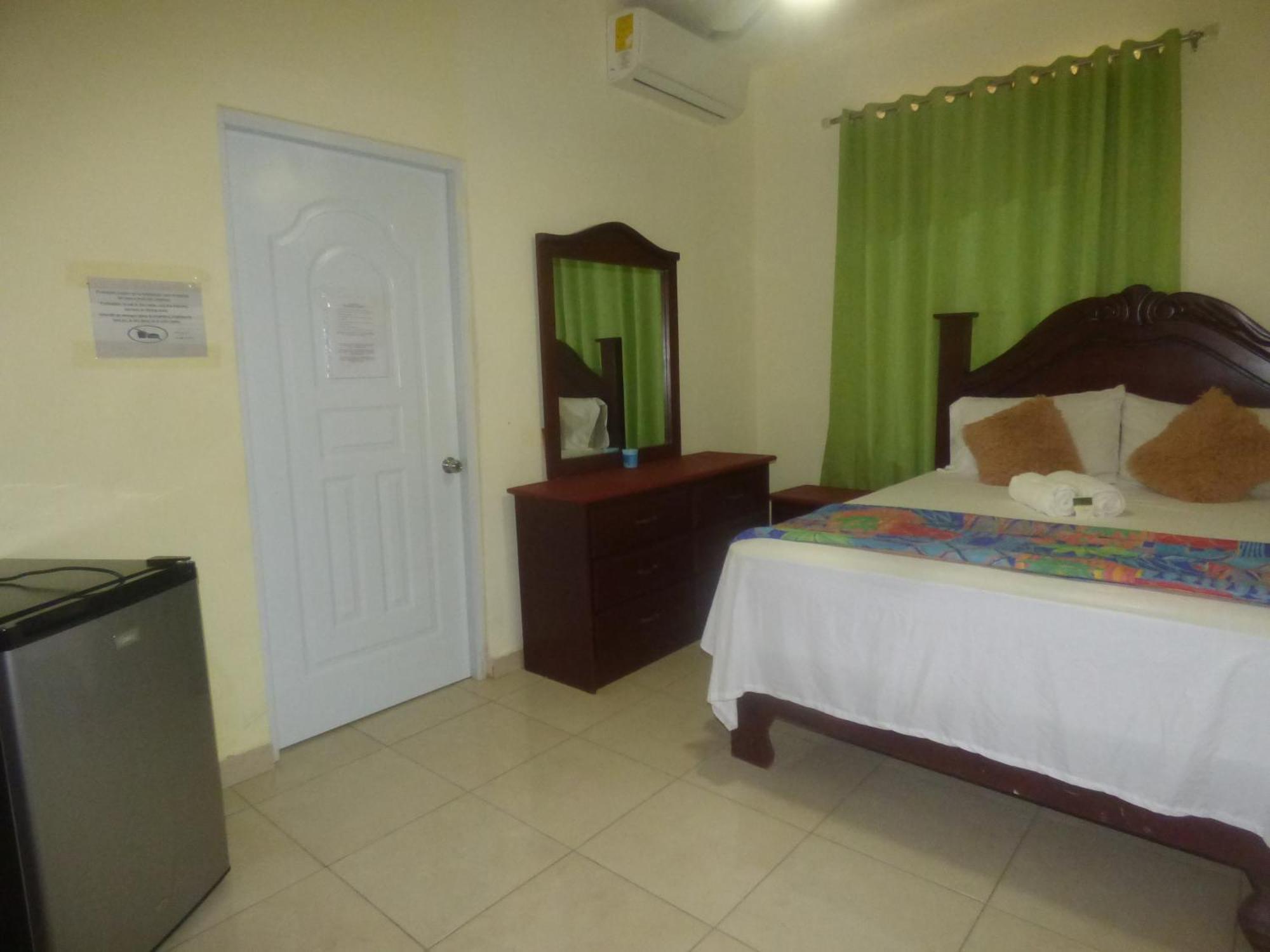 Hotel Enrique I Gazcue, Bed And Breakfast Santo Domingo Kültér fotó