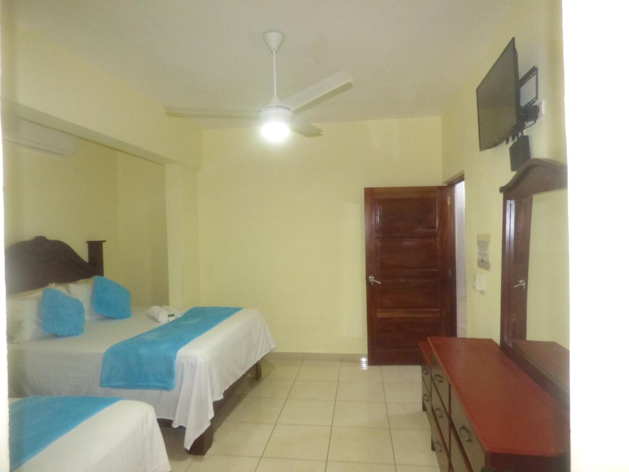 Hotel Enrique I Gazcue, Bed And Breakfast Santo Domingo Kültér fotó