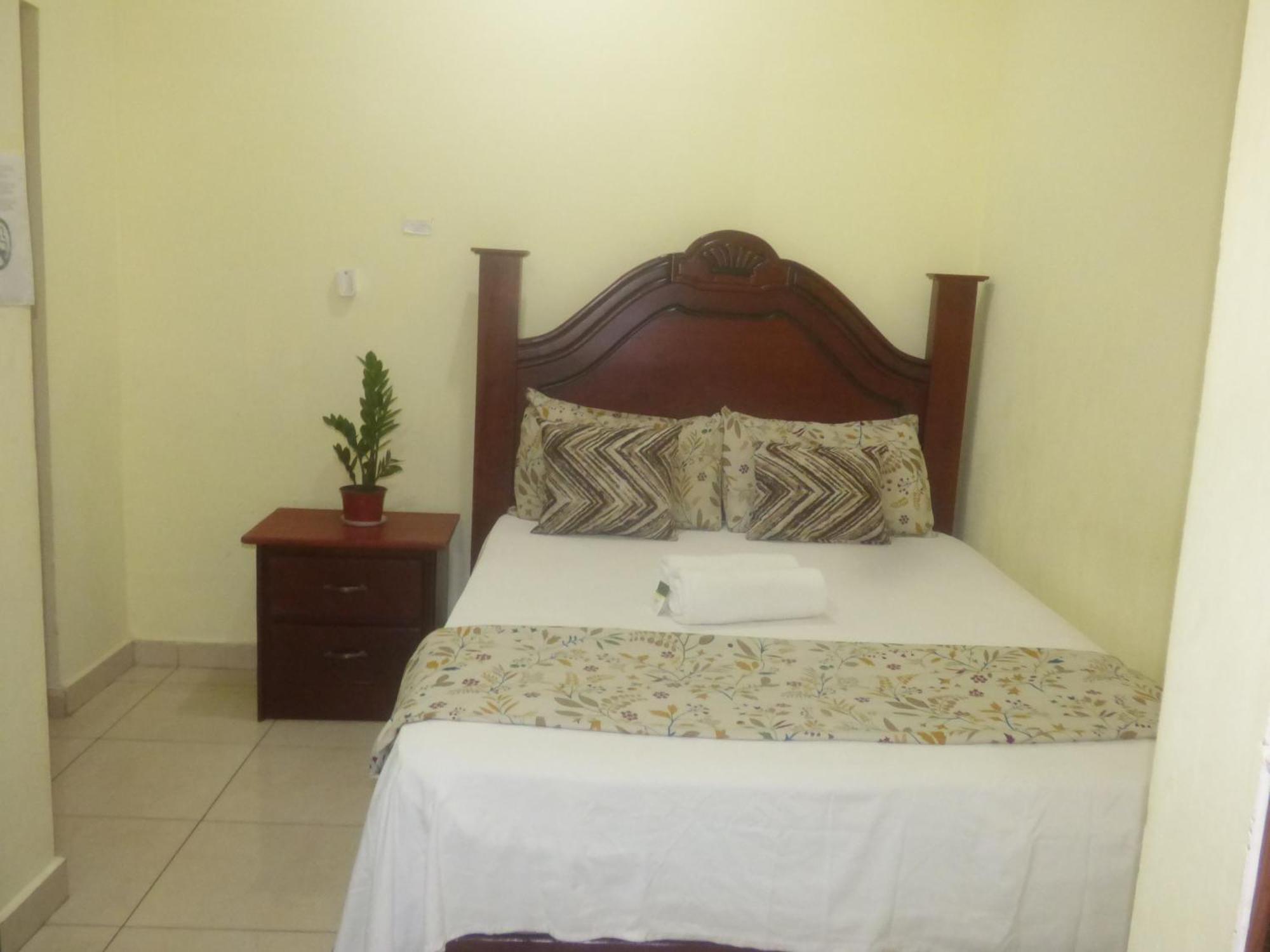 Hotel Enrique I Gazcue, Bed And Breakfast Santo Domingo Kültér fotó