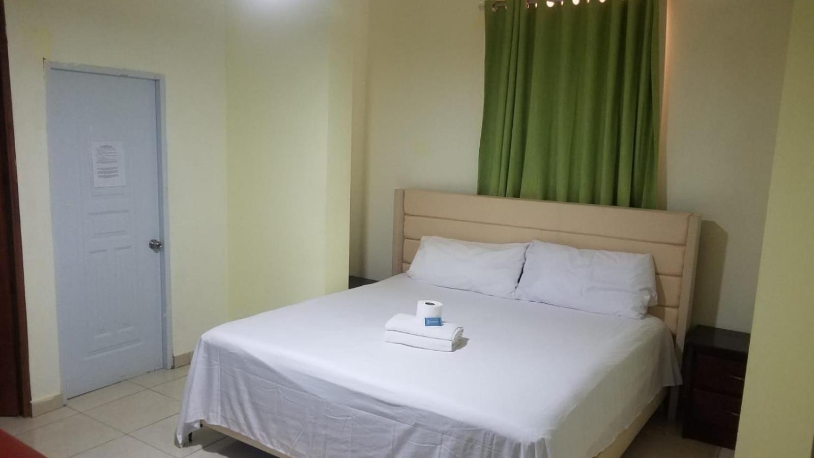 Hotel Enrique I Gazcue, Bed And Breakfast Santo Domingo Kültér fotó